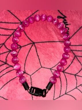 Hypnotic Dog Co beaded collar - 21”